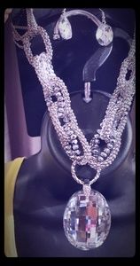 Necklace and earring set